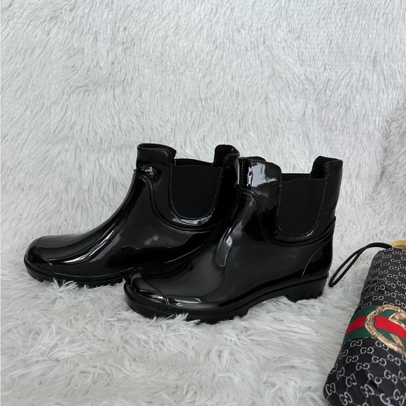 New “Raine” boots - Picture 2 of 6